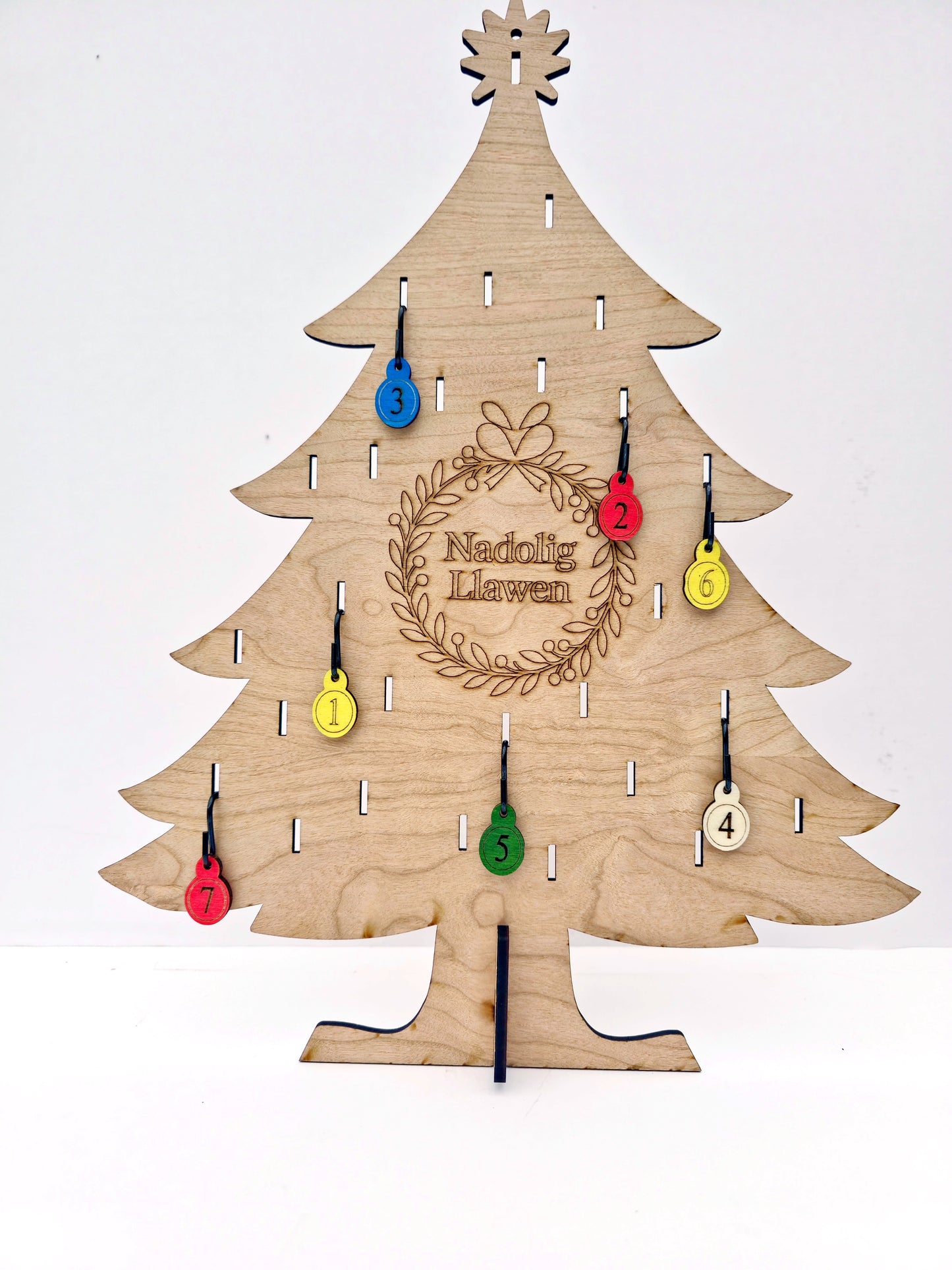 Reusable Advent Christmas Tree Set – Cherrywood MDF with Baubles, Lights & Keepsake Box